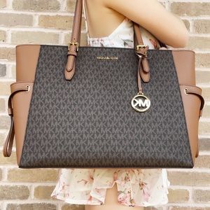 Gilly Large Jet Set Travel Drawstring Tote Brown MK Signature